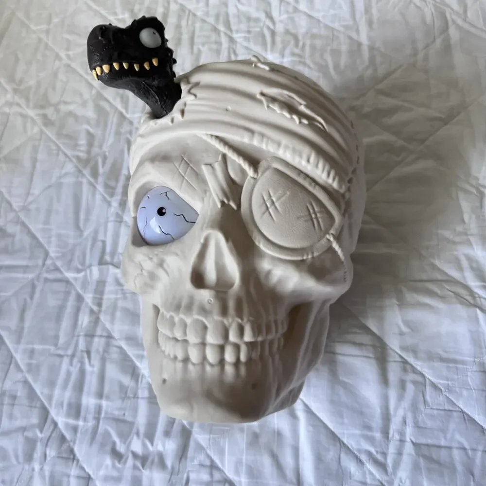 ZURU Pirate Skull Dinosaur Head Toy Figure Collectible Halloween‎ Decoration 12
